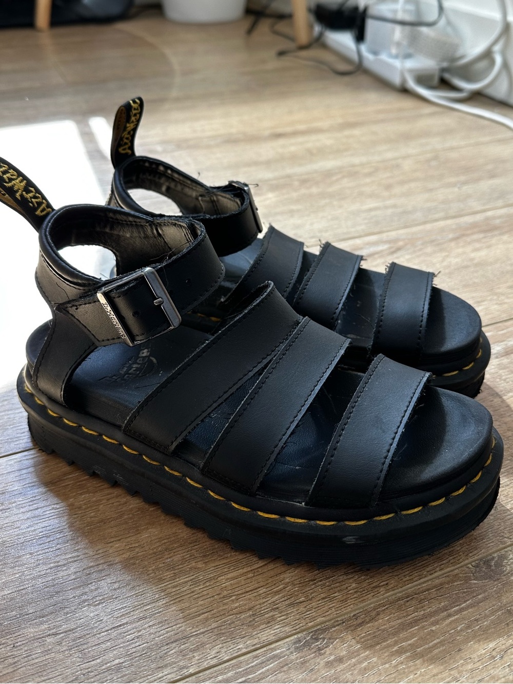 Doc Martens Blaire sandals UK 3 / US 5
